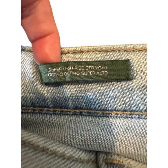 Wild Fable Super High Rise Straight Jeans Womens 8 Light Wash Distressed Denim - Picture 4 of 9